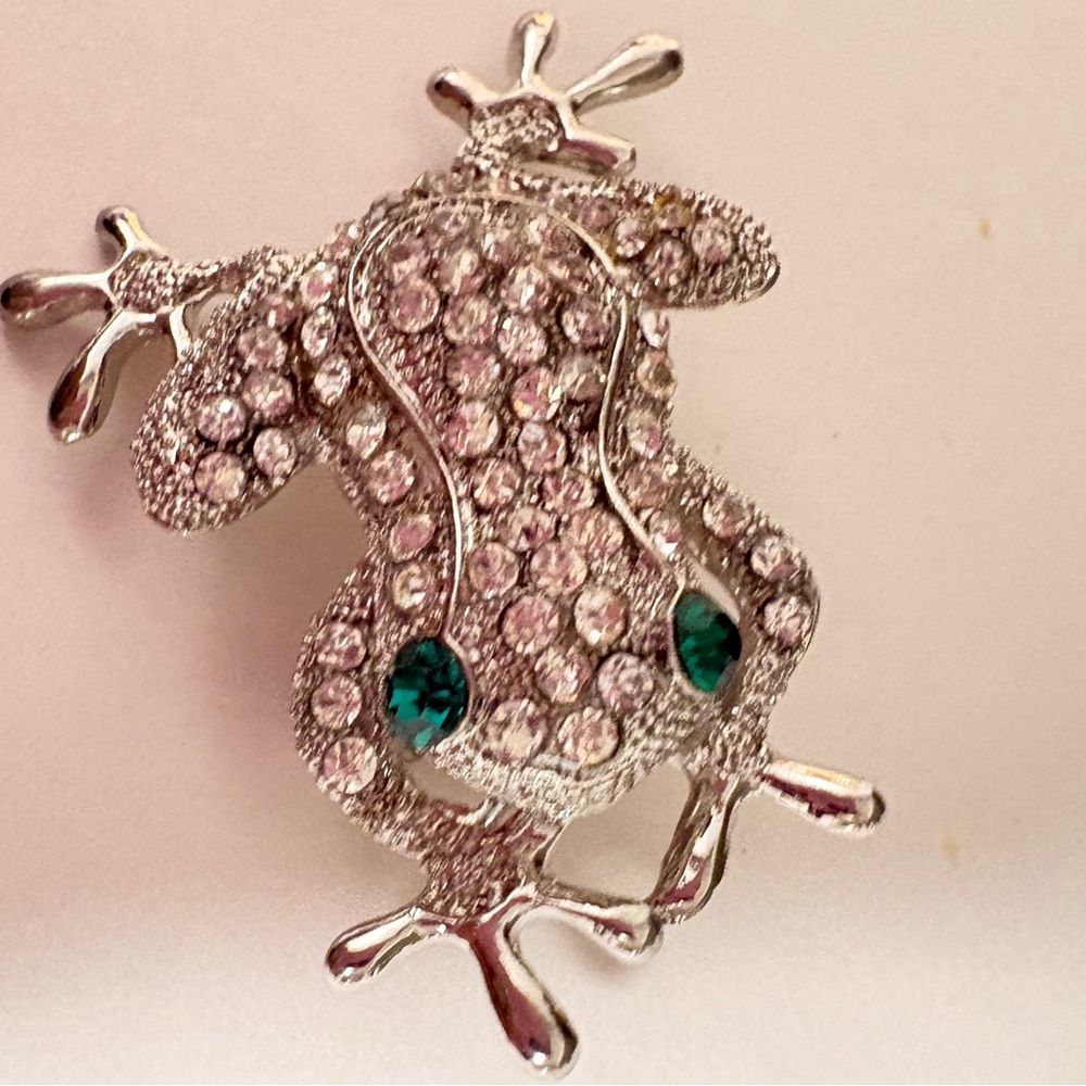 Sparkling Frog Brooch with Green Accents
